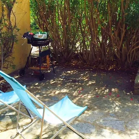 Apartment Charmant T2 Avec Jardin, A 5 Min Pied Plage Saint-clair - Parking, Terrasse Equipee, Proche Lavandou - Fr-1-677-34 *